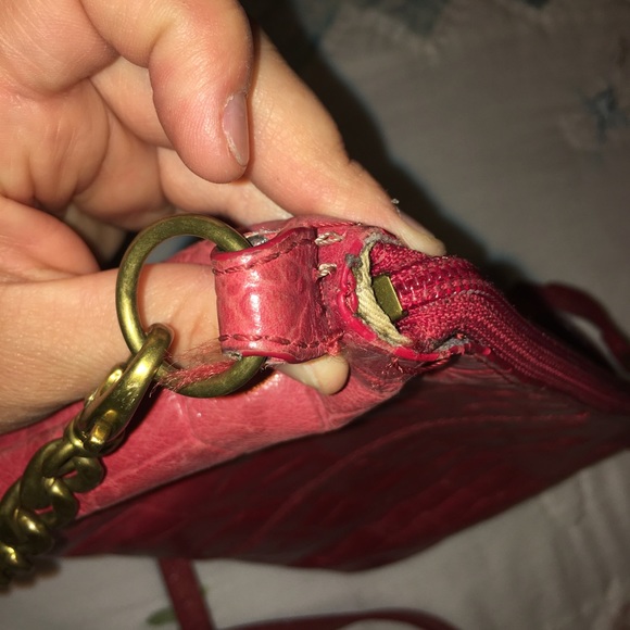 Clearance 🛍 Red fossil crocodile crossbody. - Picture 5 of 8